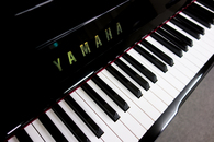 ヤマハ　YAMAHA　YU1S中古ピアノ